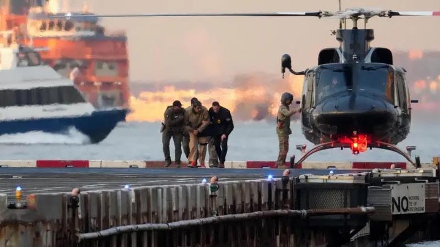 Me pranga në duar/ Momenti kur presidenti i Venezuelës, Nicolás