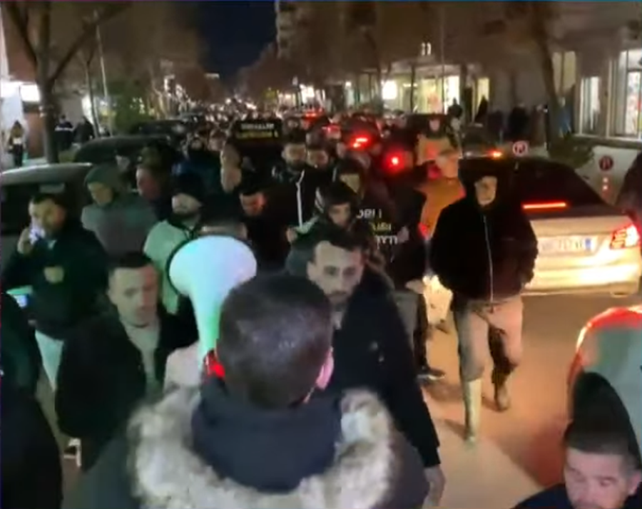 &ldquo;Nuk na mbyti shiu, na mbyti korrupsioni&rdquo;, qytetar&euml;t e
