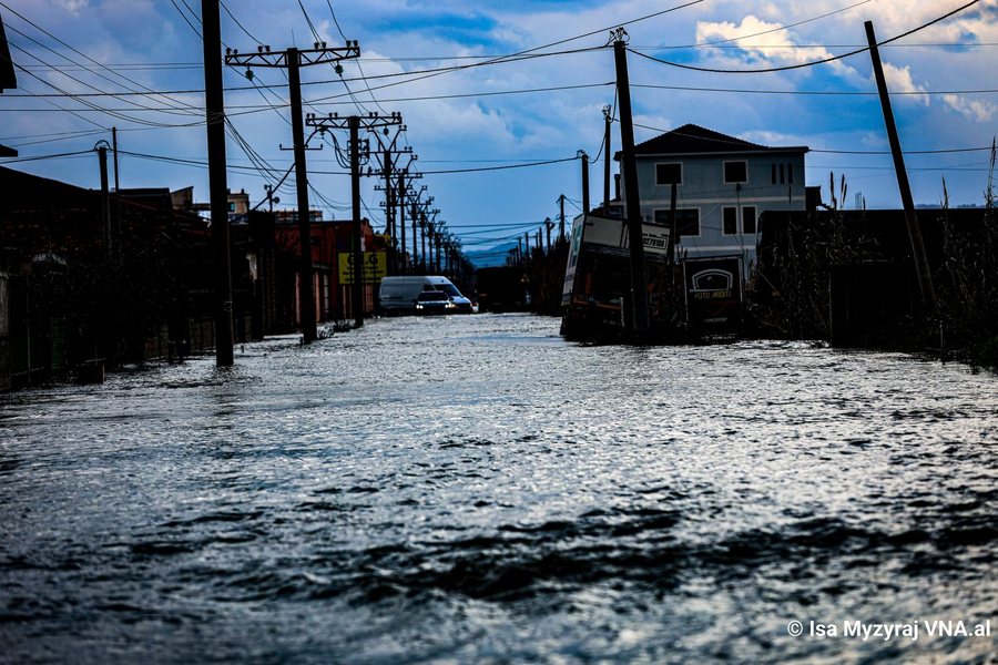 Situat&euml; e r&euml;nduar n&euml; Sukth nga p&euml;rmbytjet