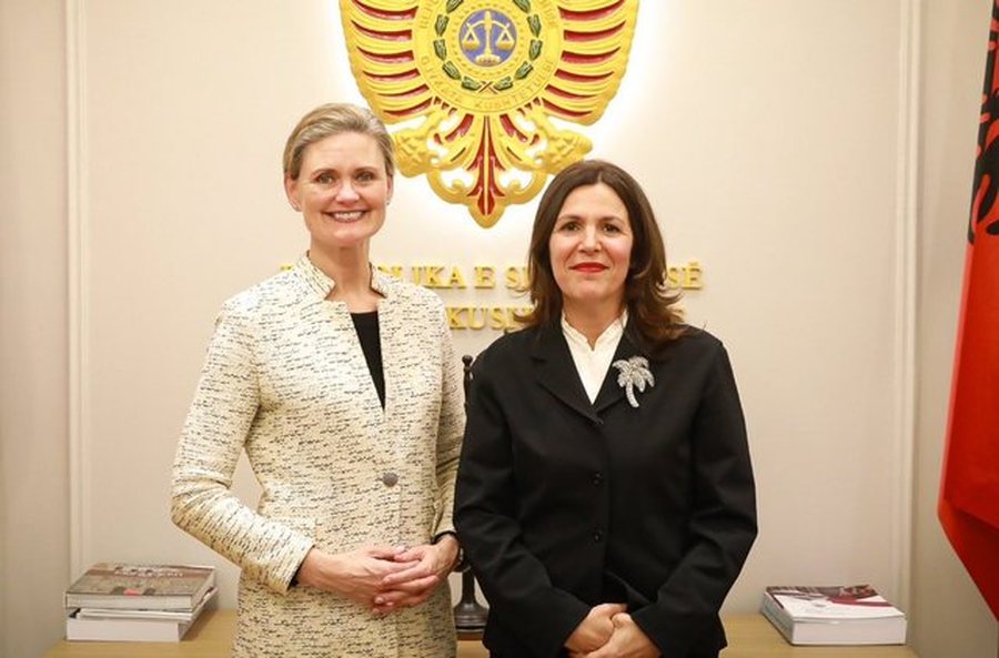 10 ditë para vendimit për Ballukun, e ngarkuara me punë e