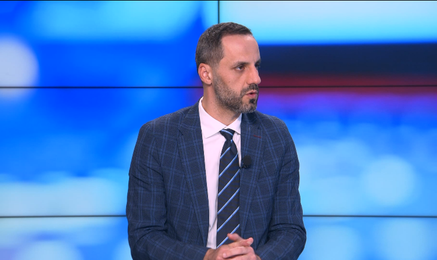 Ministria e Drejtësisë si sportel shërbimesh: Lamallari ofron