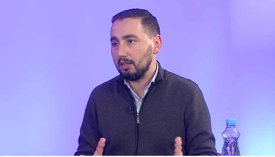 Marash Logu reagon p&euml;r lajmin e VNA: Bardhi nuk e ka kall&euml;zuar Belind