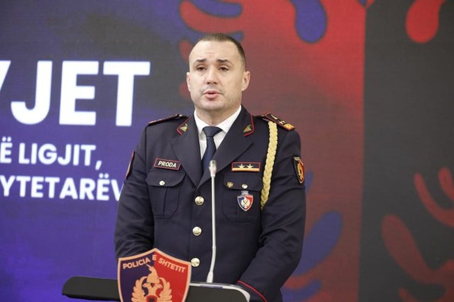 Policia feston 113 vjetorin teksa SPAK heton kupol&euml;n. Ilir Proda: