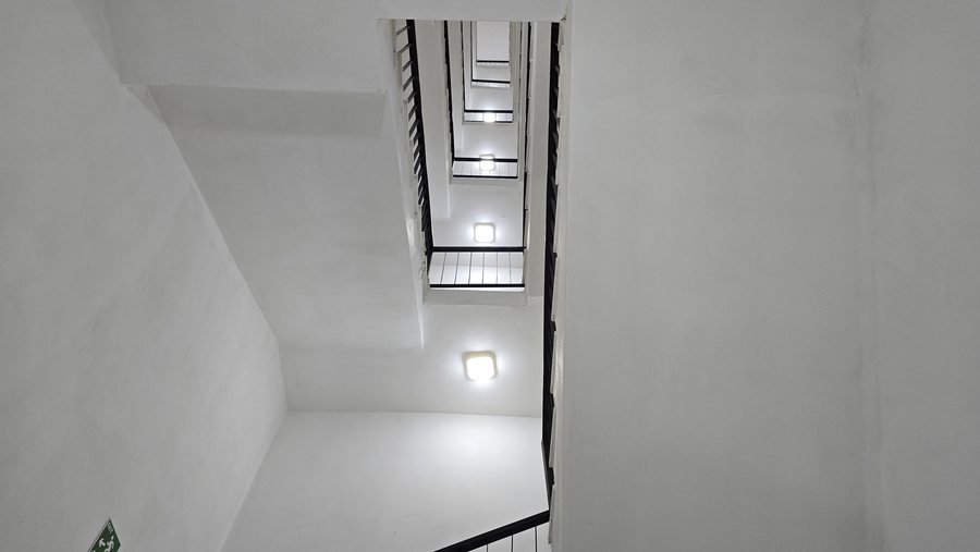 Rind&euml;rtimi n&euml; Kombinat, procesi n&euml; zon&euml;n e Kombinatit vijon