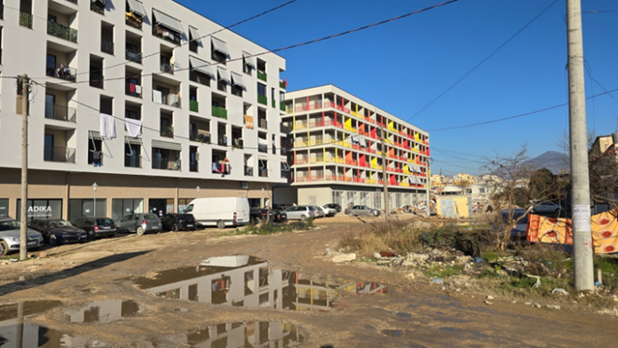 Rind&euml;rtimi n&euml; Kombinat, procesi n&euml; zon&euml;n e Kombinatit vijon