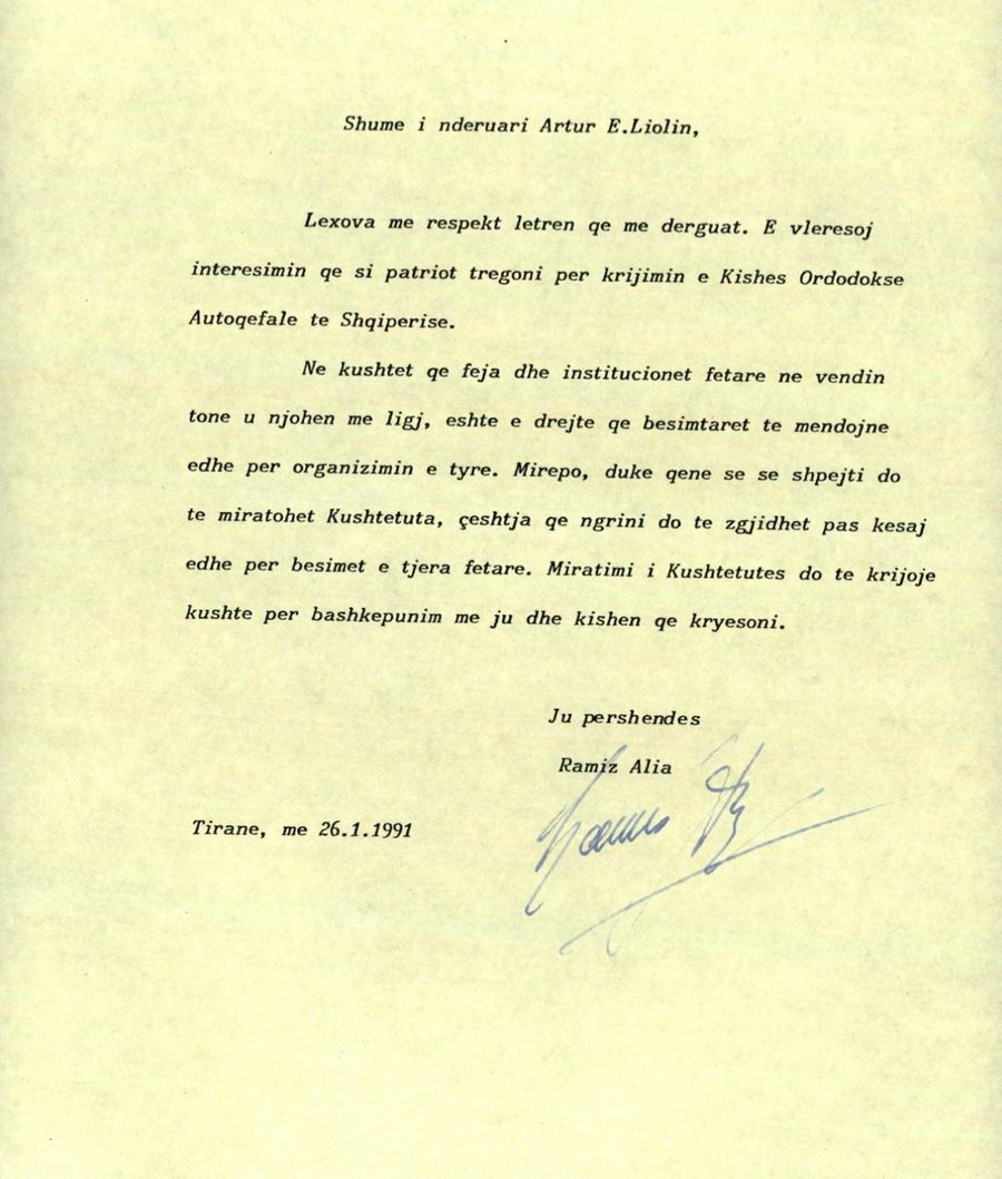 Letra që kërkoi rikthimin e kishave: Kur diaspora ortodokse i shkroi