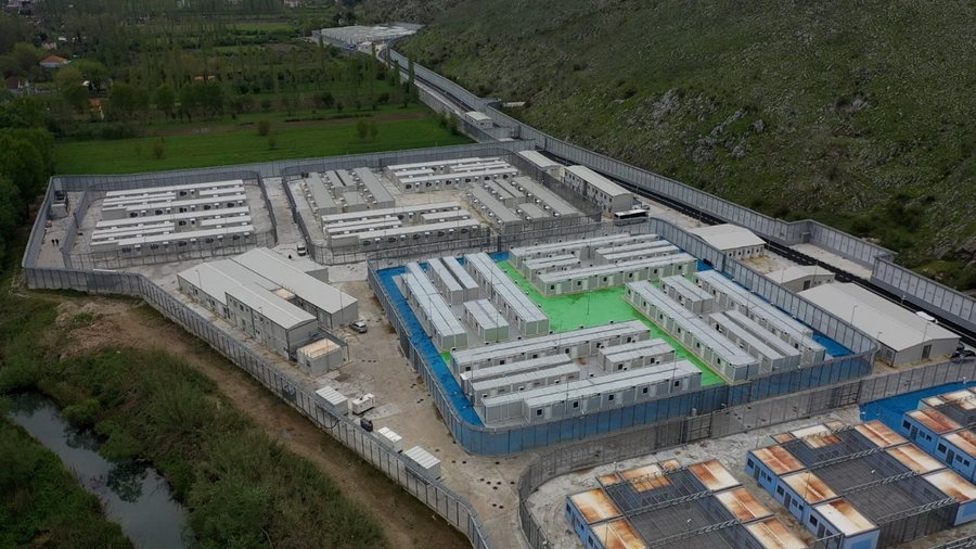 Historia e Hamid: Nj&euml; tregim mbi vdekjen dhe rr&euml;shqitjen e