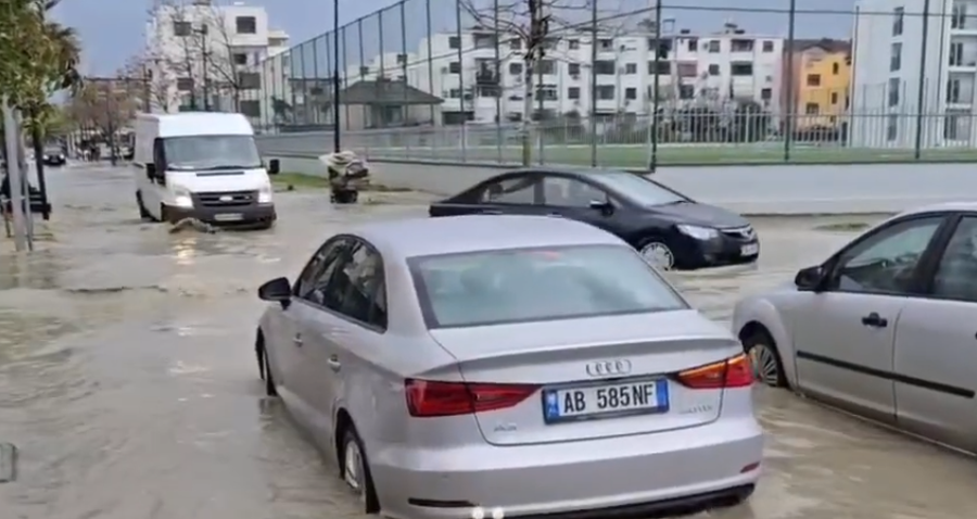 Intense rainfall creates problematic situation in Durr&euml;s and Himara