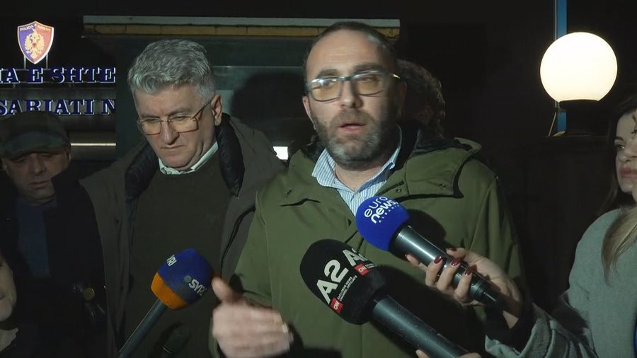 Bardhi: 41 protestues të shoqëruar në Tiranë,