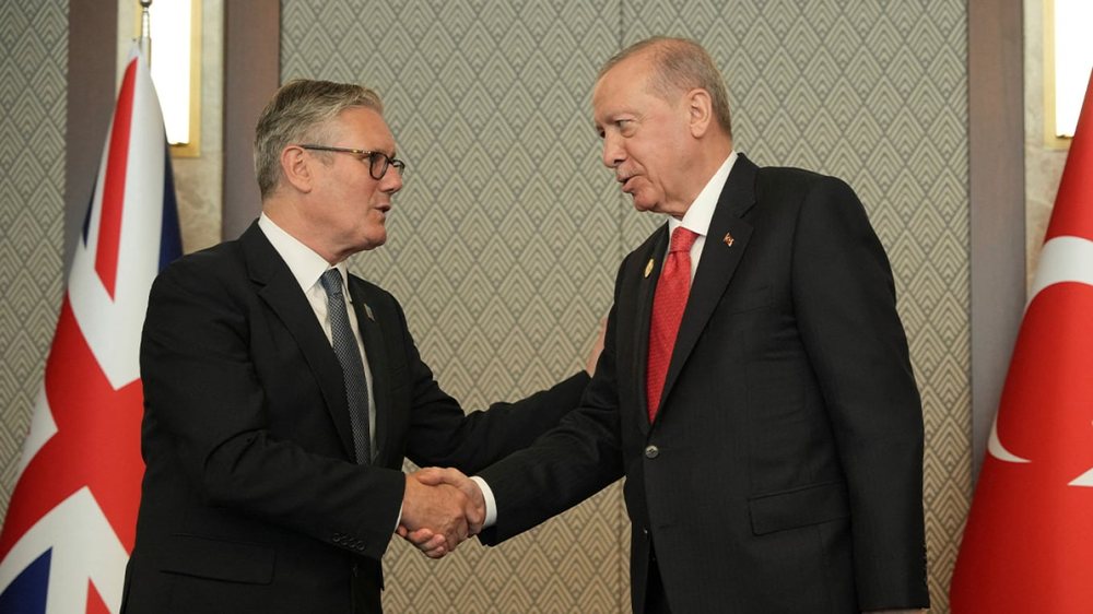 Dhurata e pazakont&euml; nga Erdogan p&euml;r lider&euml;t e NATO-s, u dhuroi