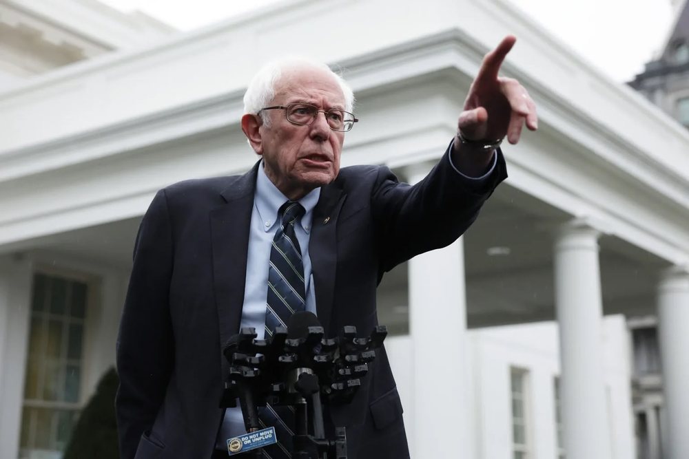 Bernie Sanders &ldquo;merakoset&rdquo; p&euml;r zhvillimin n&euml;