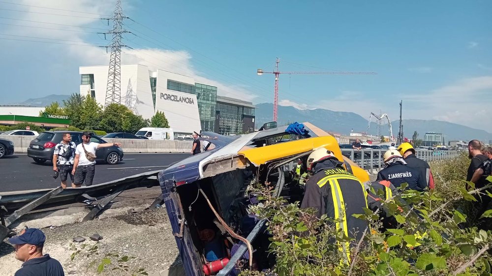 Policia korrigjon bilancin e aksidentit n&euml; autostrad&euml;n