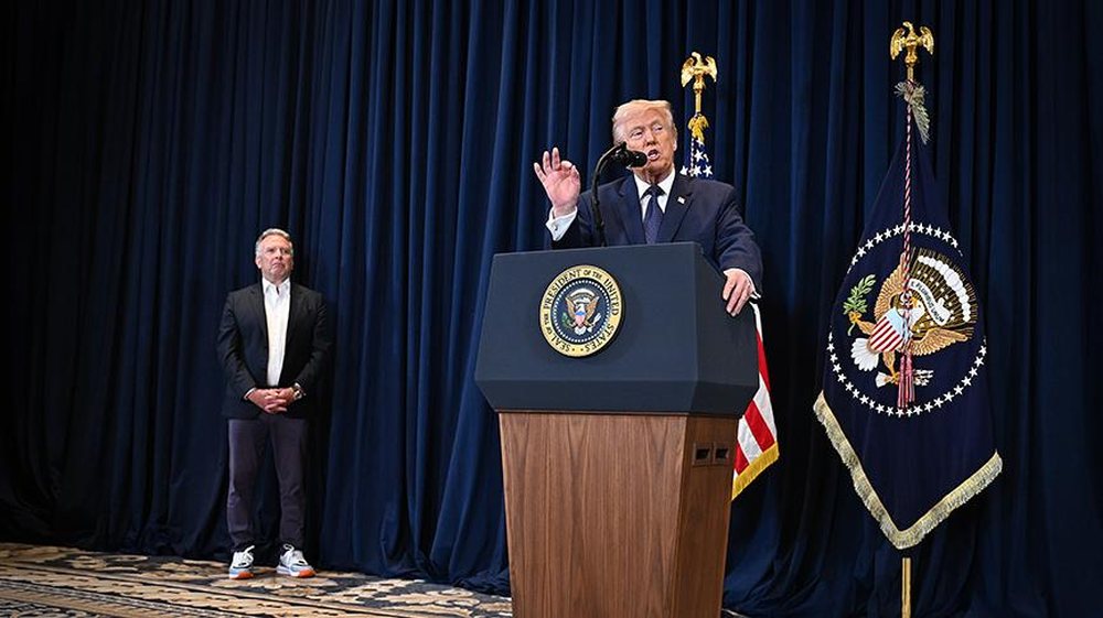Ngushtica e Hormuzit mund t&euml; rihapet, Trump njofton marr&euml;veshje