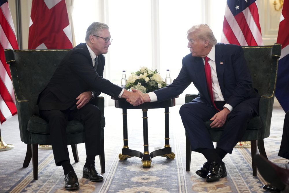 Trump parashikon largimin e Starmer: Do t&euml; jap&euml; dor&euml;heqjen&nbsp;