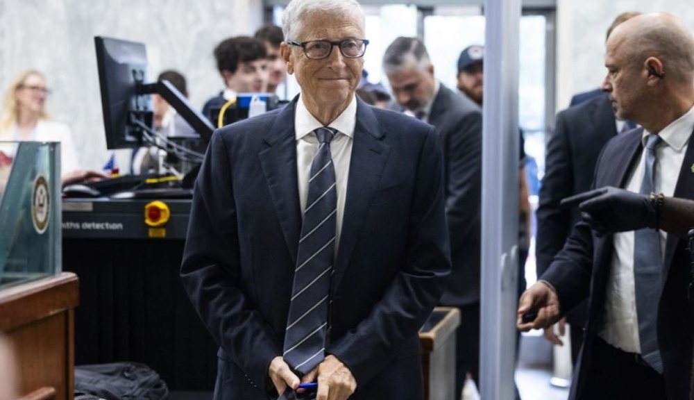 Bill Gates d&euml;shmon p&euml;r Jeffrey Epstein: &ldquo;Shpresoj q&euml;