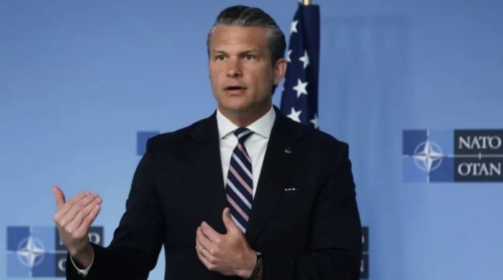 Hegseth paralajm&euml;ron rishikim t&euml; pranis&euml; ushtarake amerikane