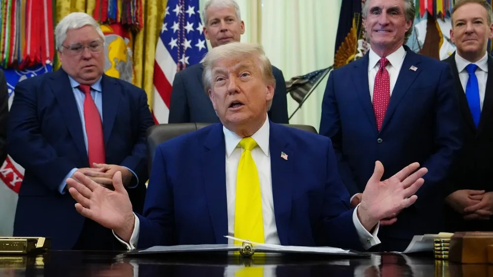 Trump: Irani ka p&euml;suar d&euml;me t&euml; m&euml;dha ushtarake, SHBA miraton