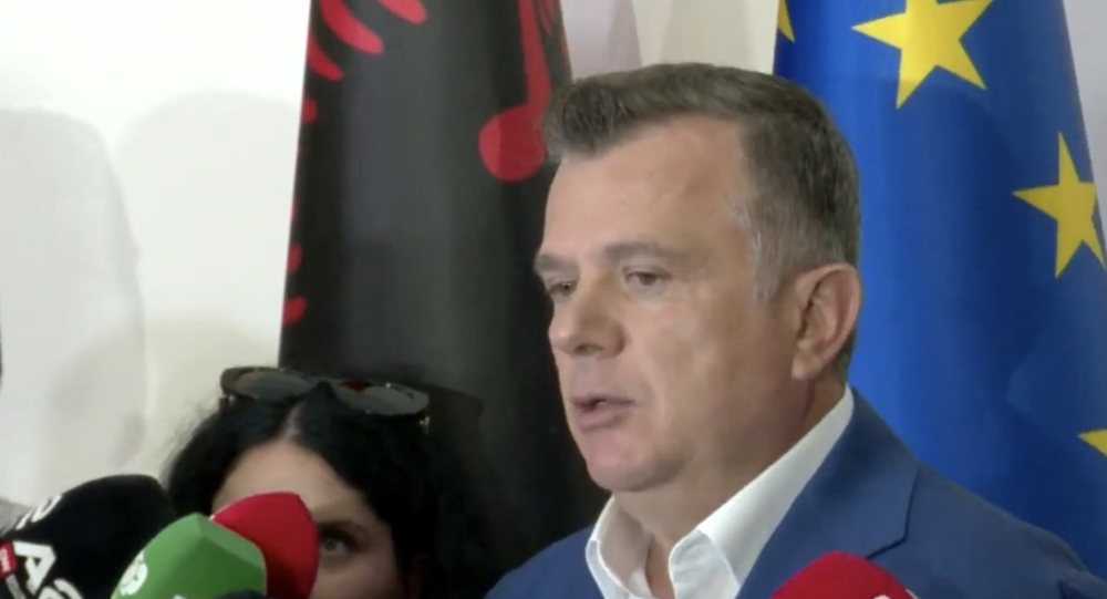 Balla p&euml;r Marjana Ko&ccedil;ekun: Nuk &euml;sht&euml; deputete e
