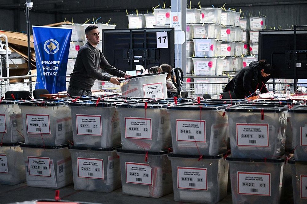 Zgjedhje n&euml; Kosov&euml;, ja sa vota humb&euml;n partit&euml; e m&euml;dha,