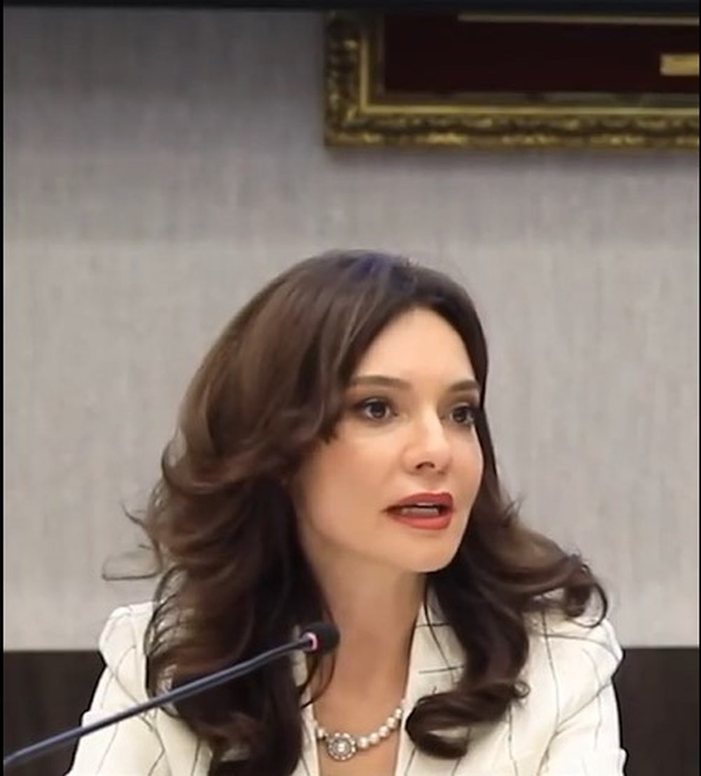 Nga oborri i pushtetit te k&euml;nga e baresh&euml;s: Elisa Spiropali u flet