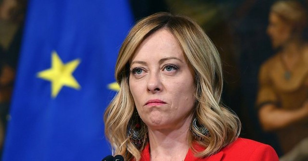 meloni-kunder-ndalimit-te-rrjeteve-sociale-per-adoleshentet-kufizimet-anashkalohen-lehte