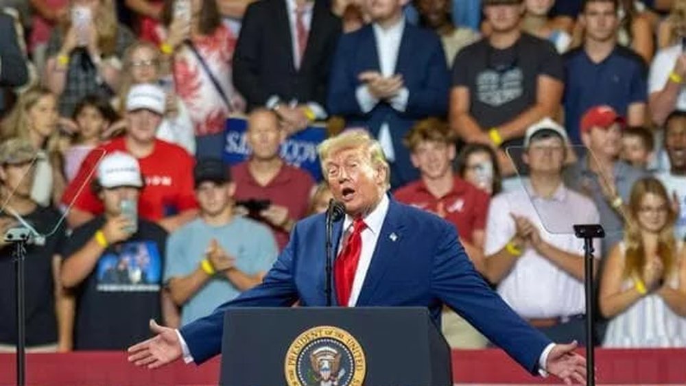 Trump k&euml;rc&euml;non BE-n&euml; pas gjob&euml;s ndaj Google: &ldquo;Do