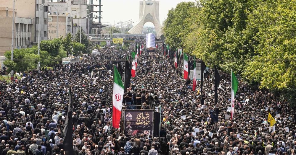 P&euml;r&ccedil;arje n&euml; Iran pas vrasjes s&euml; Khameneit, radikal&euml;t