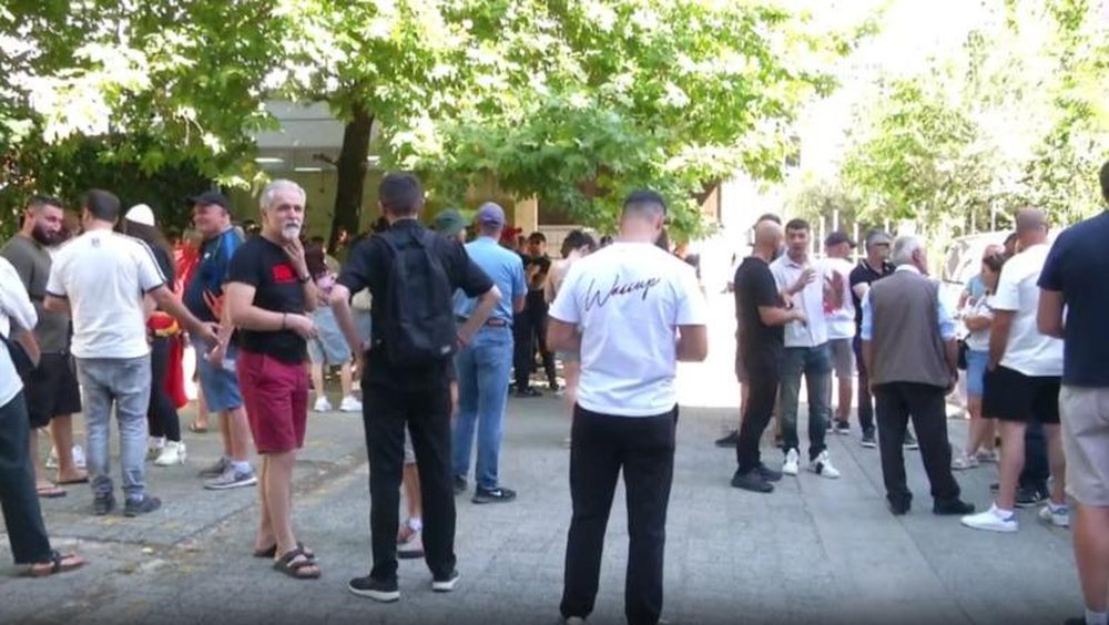 Protesta e dhunshme te Parlamenti/ Gjykata: Arrest n&euml; sht&euml;pi p&euml;r