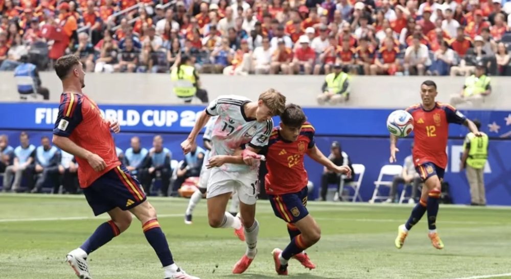 Spanja mposht Belgjik&euml;n dhe siguron gjysm&euml;finalen, Merino vendos