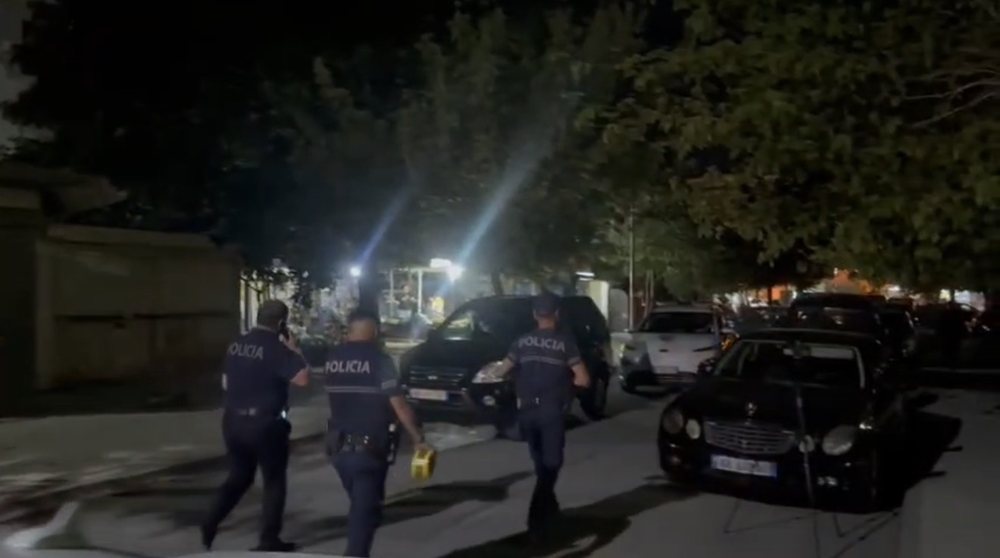 Plumba n&euml; nj&euml; lokal n&euml; Elbasan, plagosen tre persona! Polici