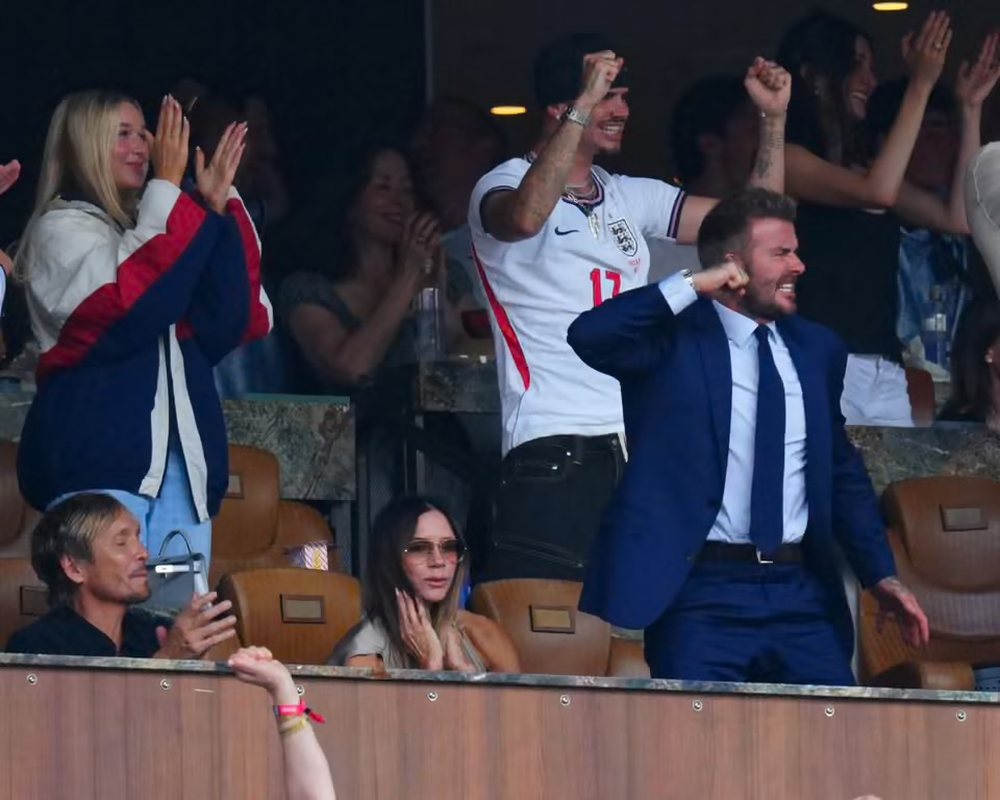 Victoria Beckham b&euml;het meme, pasi nuk l&euml;vizi as qerpikun pas golit