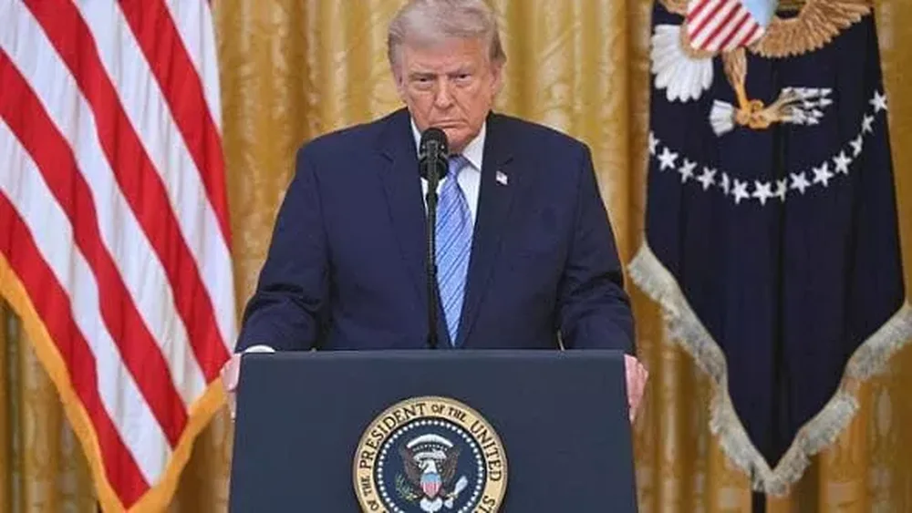 Trump akuzon Kin&euml;n: &ldquo;Ka vjedhur t&euml; dh&euml;nat e 220