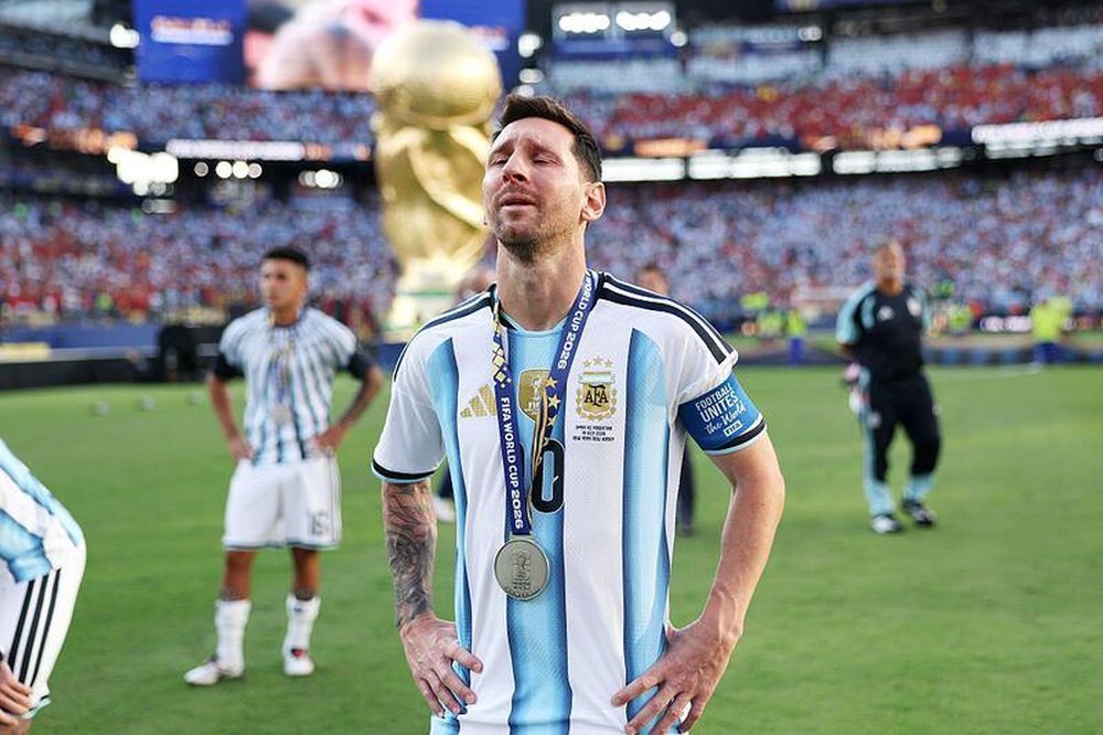 &ldquo;Argentina Out&rdquo;, peticioni kund&euml;r komb&euml;tares argjentinase