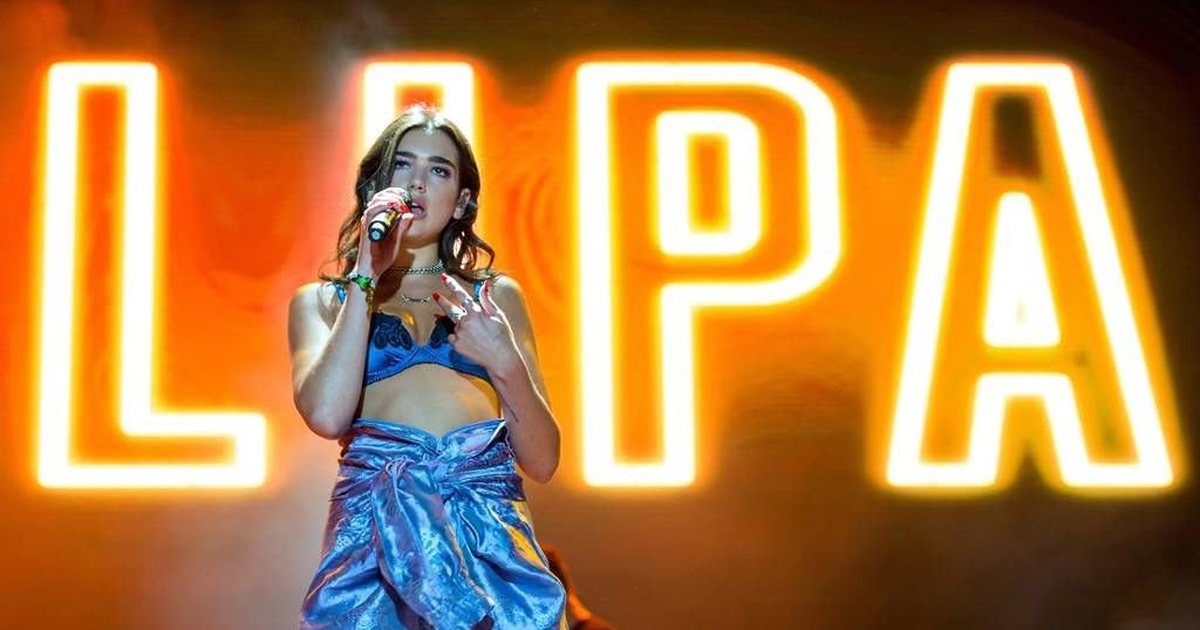 festivali-i-dua-lipes-ne-prishtine-me-cmime-te-kripura-bileta-195-euro-parkimi-deri-ne-120-euro