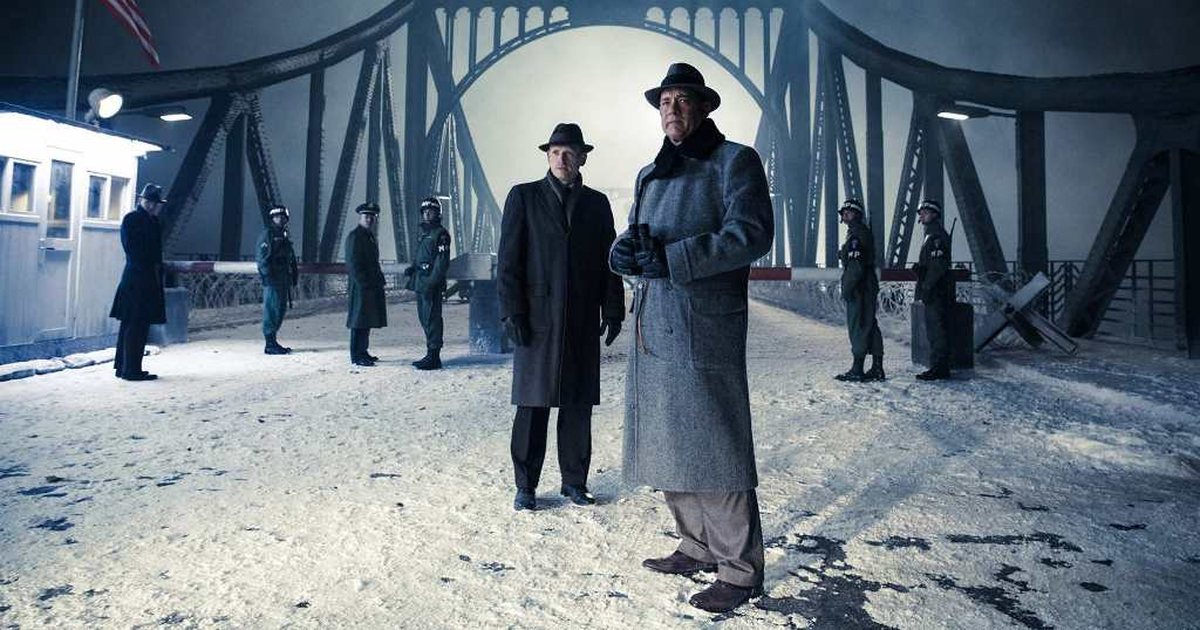 shkembimi-dramatik-te-ura-e-spiuneve-historia-qe-frymezoi-filmin-e-famshem-te-steven-spielberg