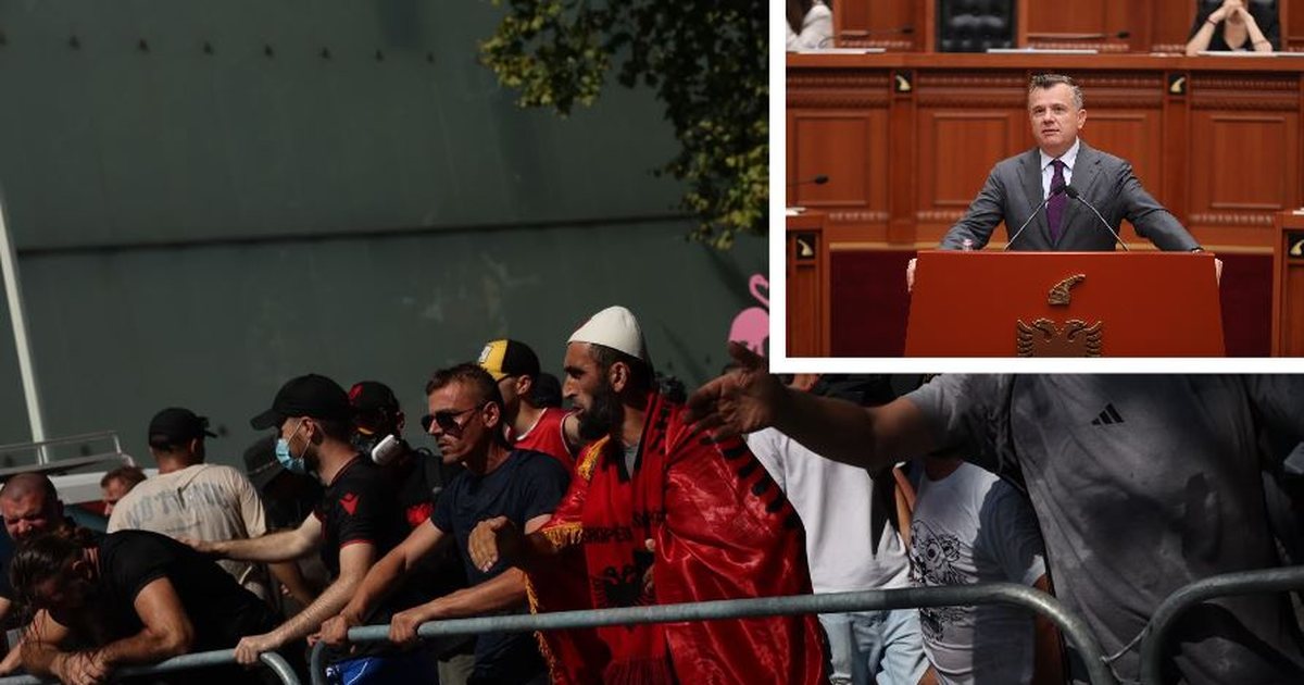Kush shkuan të parët në Kuvend  Frikë nga vezët e protestuesve  deputetët zgjodhën hyrjet alternative 