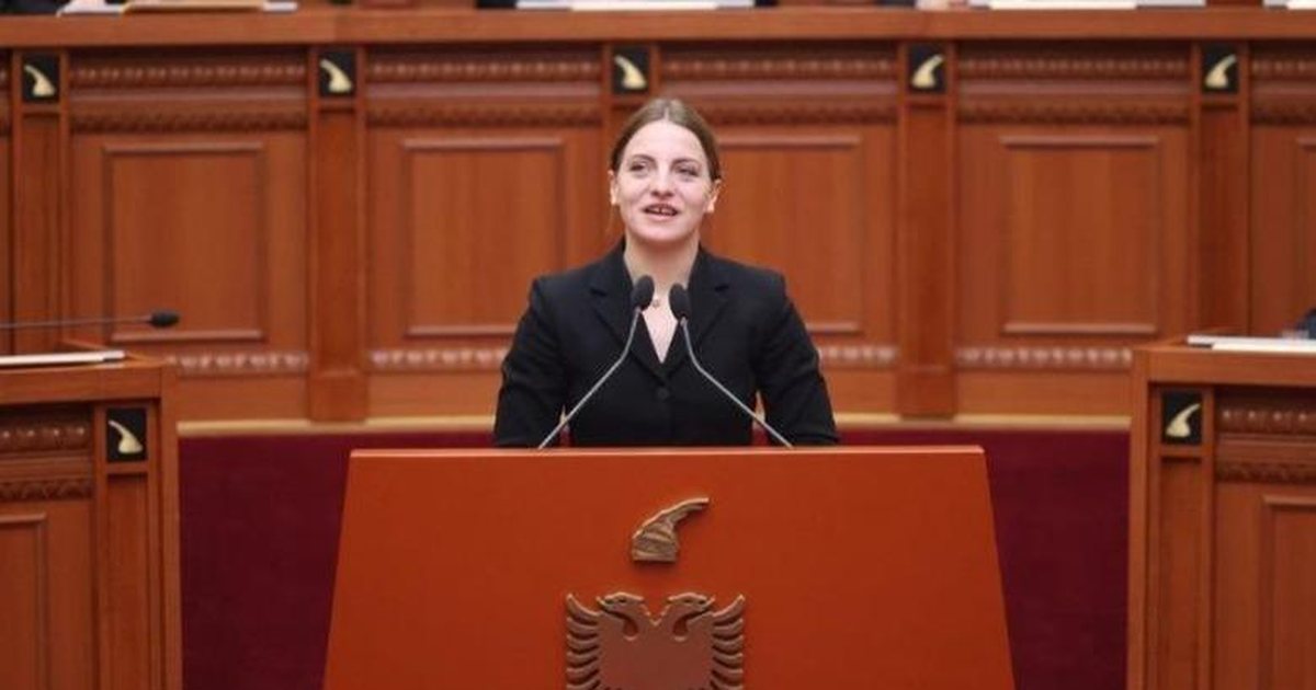U largua nga grupi i PS  Marjana Koçeku zëvendësohet nga Erion Malaj në Komitetin e Stabilizim Asociimit