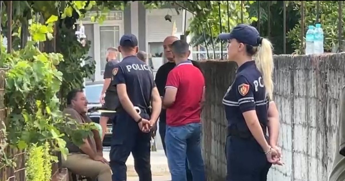  Hajdeni se do ju vras të gjithëve   nipi dhe vëllai i viktimës në Roskovec  E kanë denoncuar disa herë 