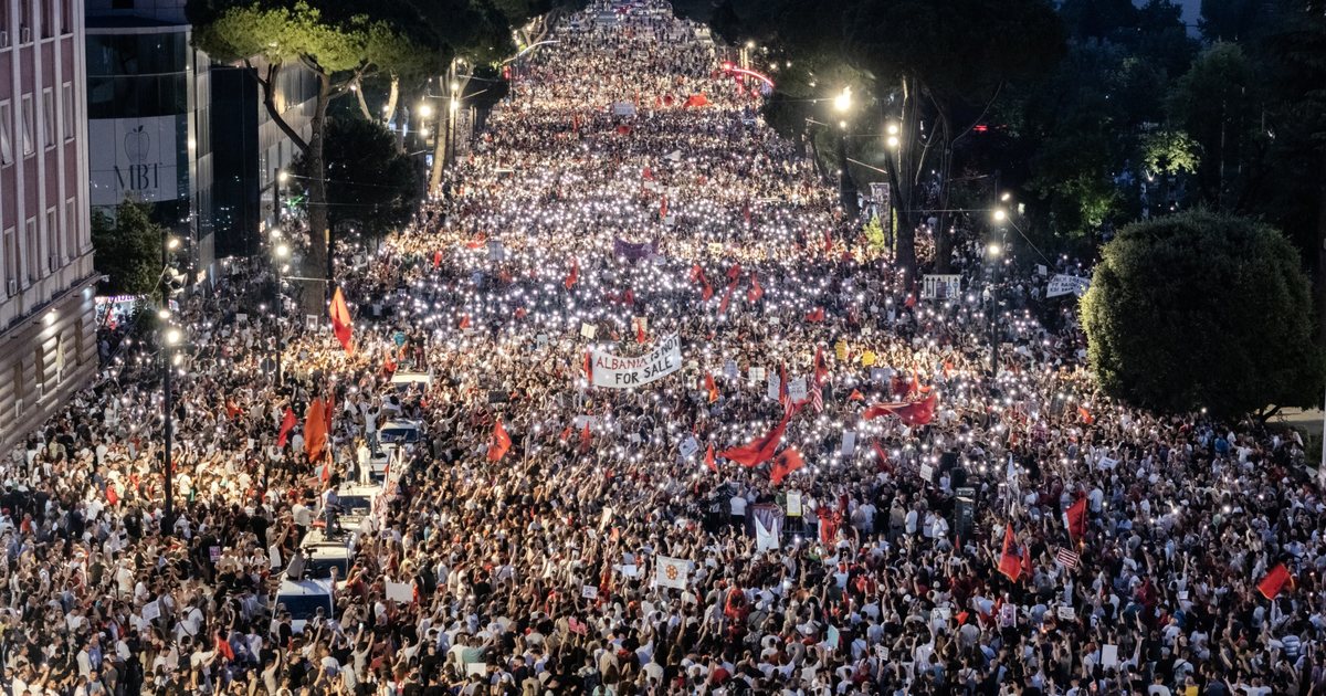 Në kërkim të atyre që  janë pas  