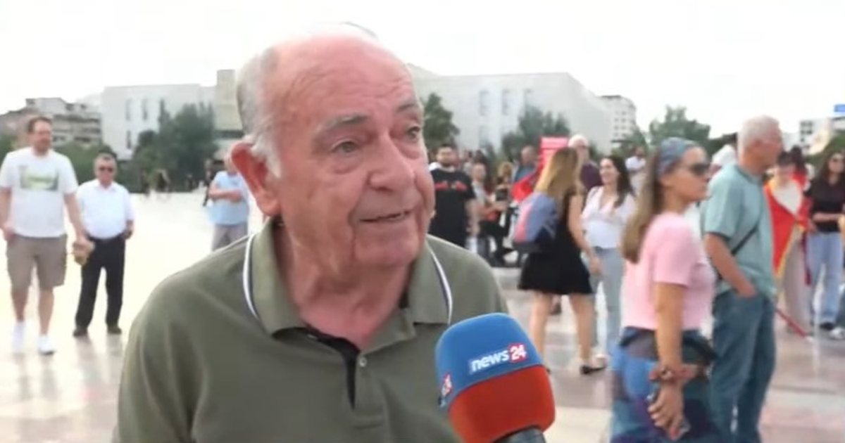 Ish oficeri i policisë në protestë kundër Ramës  Unë jam i majtë  por ai tallet me popullin  Këta janë bërë mbretër