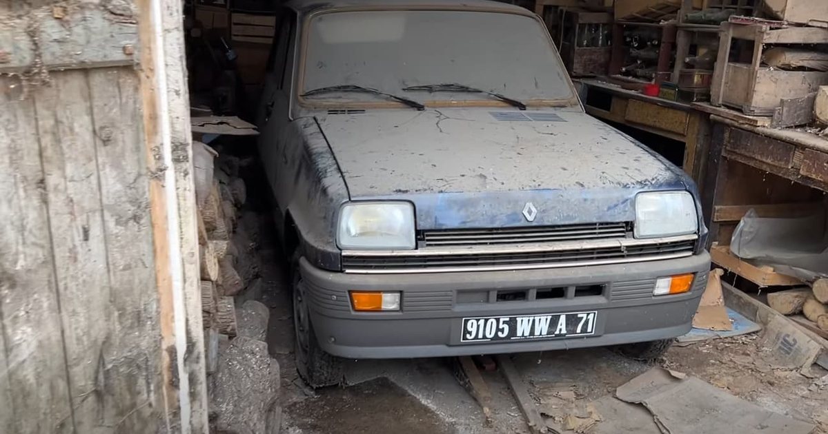 Ishte harruar prej 43 vitesh në garazh  historia e një Renault 5 me vetëm 12 kilometra  VIDEO 