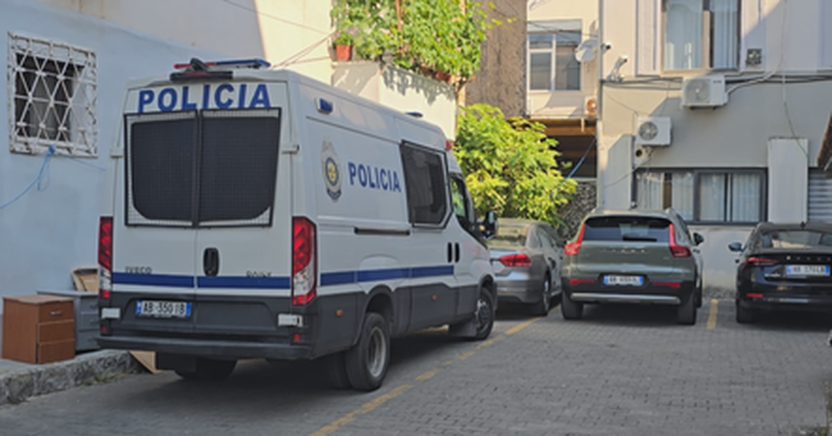 Vrau me thikë fqinjin  gjykata lë në burg Meklajd Meçajn  Më provokoi me drita të gjata