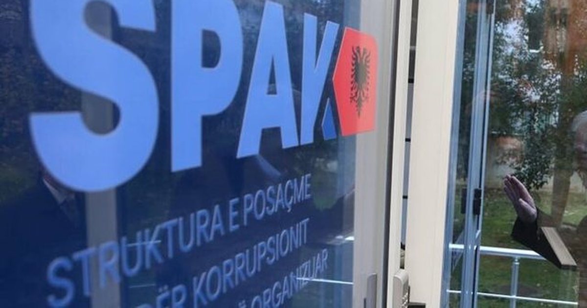 trafikimi-i-6-7-toneve-kokaine-gjkko-le-ne-qeli-4-te-arrestuarit-njeri-ne-arrest-shtepie-emrat