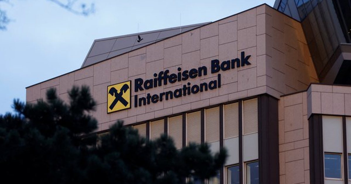 raiffeisen-bank-ne-telashe-be-po-shqyrton-sanksionimin-shkak-lidhja-me-rusine
