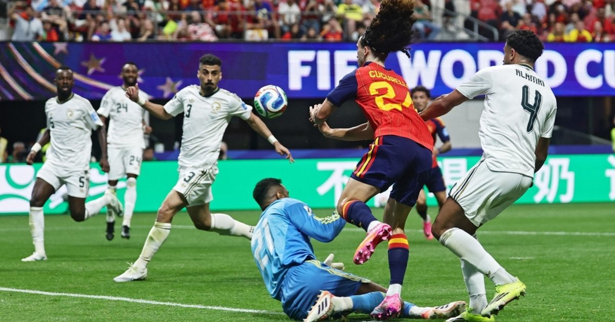Spanja bën detyrën ndaj Arabisë Saudite  fiton me  poker  golash