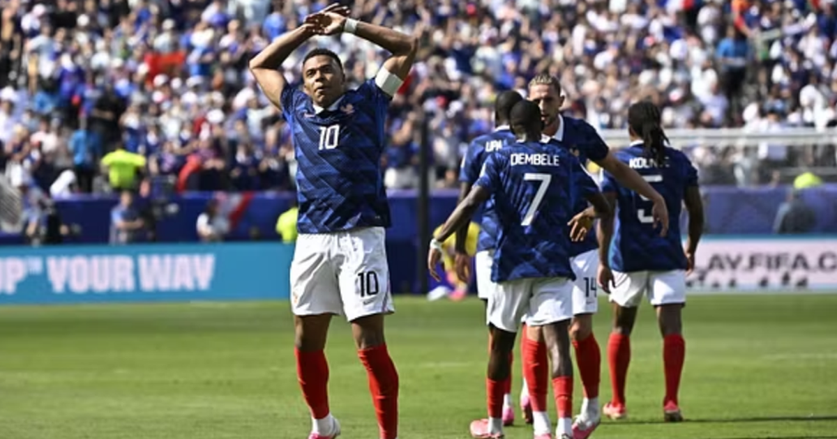 Franca e nis mirë  Mbappe mposht Senegalin dhe vendos rekord