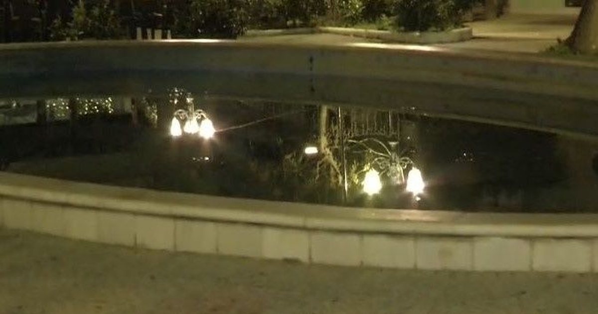 Humbi nga sytë e të atit dhe ra në shatërvan  2 vjeçarja shqiptare në gjendje kritike  qëndroi për disa minuta në ujë