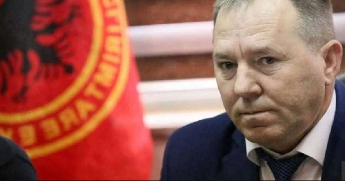 Organizata e Veteranëve të UÇK thirrje protestuesve në Tiranë  Mos i keqpërdorni simbolet tona për qëllime politike