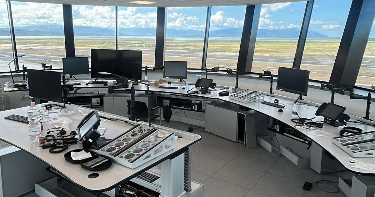  Kam marrë kërcënime    Behgjet Pacolli nxjerr fotot nga Aeroporti i Vlorës  Na e rrëmbyen grupe të errëta  të ndihmuar nga dikush