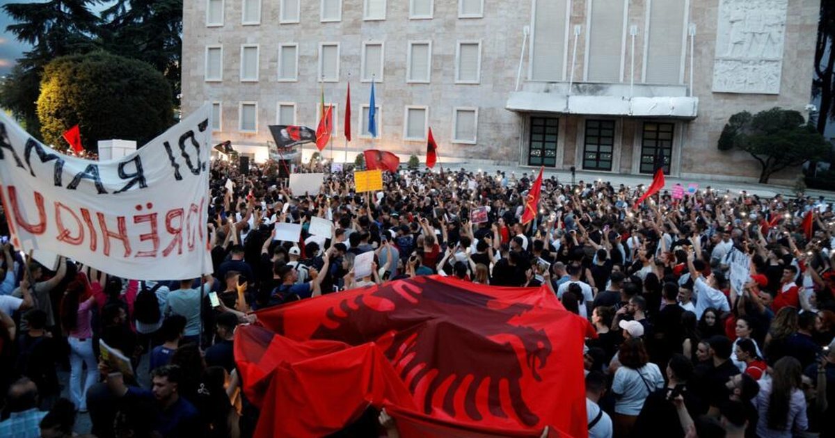 PD vendos t i bashkohet  jozyrtarisht  protestës së qytetarëve  zbulohet mesazhi